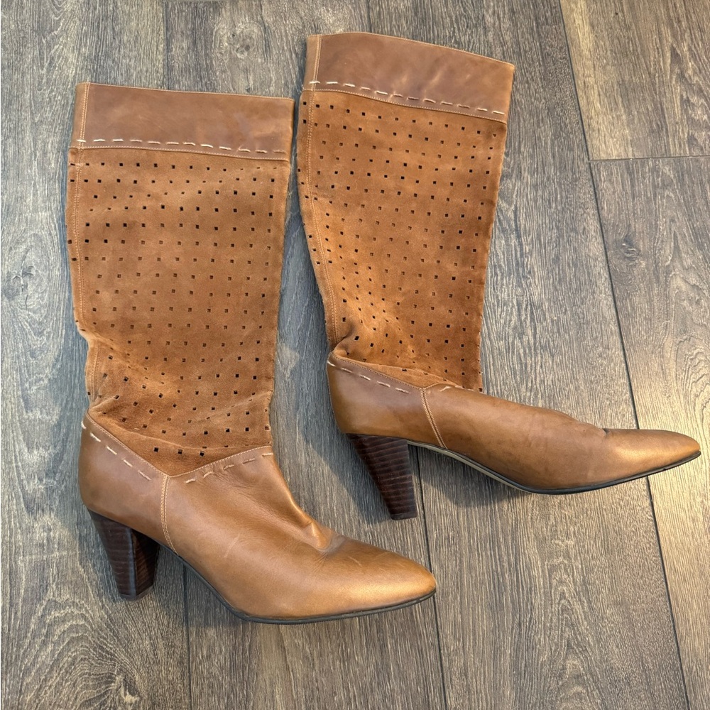 Brown Suede Women's Boots